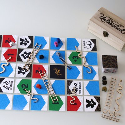 Snakes & Ladders: Unleashed