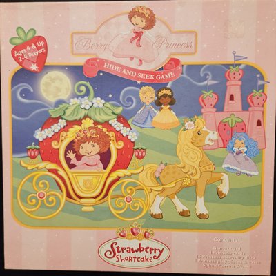 Strawberry Shortcake Berry Princess Hide and Seek game