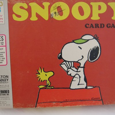 Snoopy Card Game