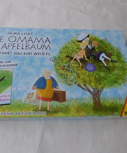 Die Omama im Apfelbaum