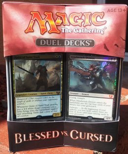 Magic: The Gathering – Duel Decks: Blessed vs. Cursed