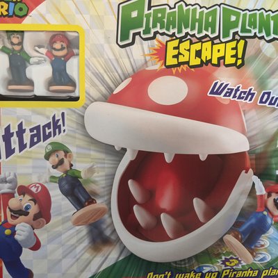 Super Mario: Piranha Plant Escape!
