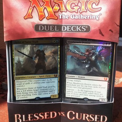 Magic: The Gathering – Duel Decks: Blessed vs. Cursed