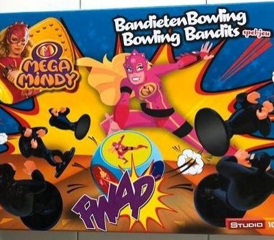 Mega Mindy Bandieten Bowling