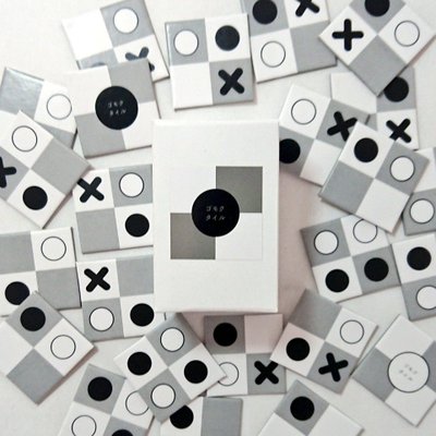 ゴモクタイル (Gomoku tile)