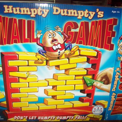 Humpty Dumpty's Wall Game