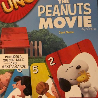 UNO: The Peanuts Movie Card Game