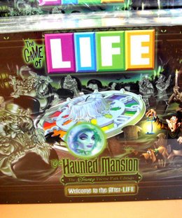 The Game of LIFE: The Haunted Mansion – The Disney Theme Park Edition