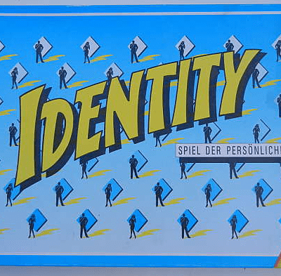 Identity  Spiel der Persönlichkeiten